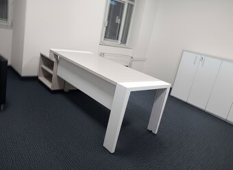 Set manažerského kancelářského nábytku - 3