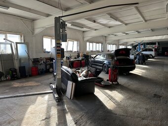 Pronájem autoservisu 600 m² - 3