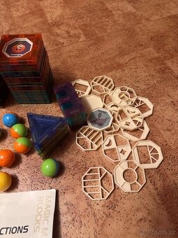 Magnetická stavebnice a kuličkodráha - 3