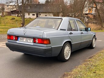 Mercedes Benz w201 190e 1.8 automat - 3
