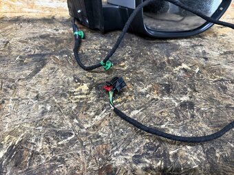 PRAVÉ ZPĚTNÉ ZRCÁTKO VW PASSAT B7 LA7W 7 PIN - 3