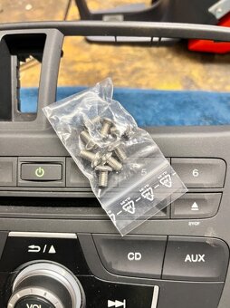 originál Radio Honda Civic od 2012+ - 3