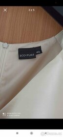 Krásné smetanové šaty - 3