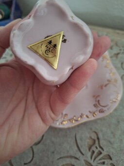 Šálek z růžového porcelánu - 3