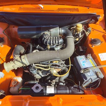 Chrysler 180 - 3