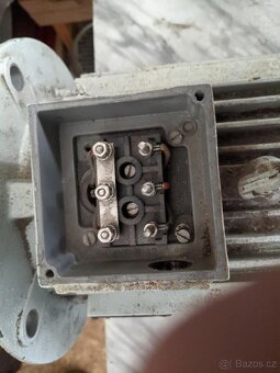 PŘÍRUBOVÝ ELEKTROMOTOR 3,0 kW, 1420 RPM - 3