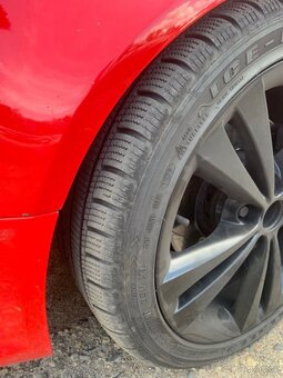 Kola audi/vw 5x112 r18+podložky,komaxit nové zimní pneu - 3