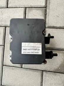 BMW jednotka ABS 34516777797-01 - 3