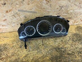 BUDÍKY MERCEDES W212 2.2 CDI 100KW A2129000508 - 3