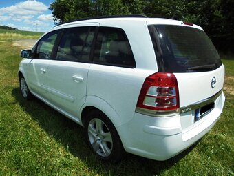 Opel Zafira B1.8,88Kw,rok2014,NOVÉ VČ.R.,1Maj.188258km.serv. - 3