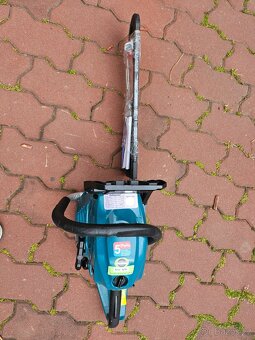 Nová pila MAKITA DCS6401 - 3