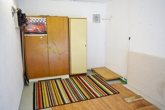 Prodej pěkné garáže v Trutnově - 3