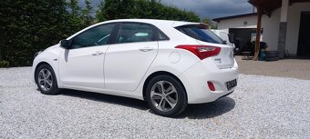 Hyundai i30 1.6 CRDi - 3