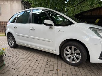 Citroen C4 Picasso 1.6hdi automat NOVÁ STK - 3