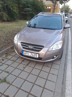 KIA CEED KOMBI 1,6 CRDi, 84kW, 2009 - 3