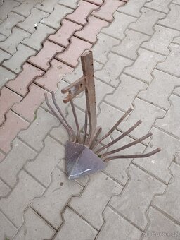 Prodám vyorávač brambor k Tera Vari systém - 3