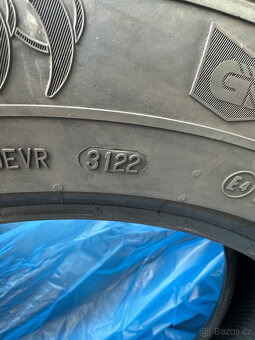 Sada 4ks ZIMNÍ PNEU 215/65/R17 General - 3