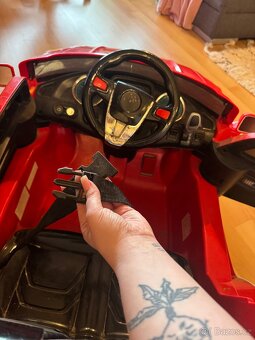 Dětské elektrické auto s možností dálkového ovládání - 3