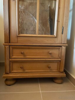 Skleník- starožitná skříň z masivu - 3