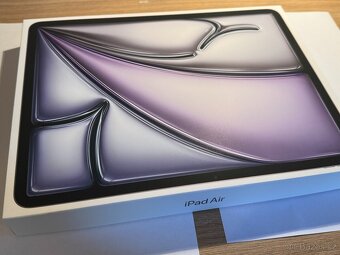 Apple iPad Air 13" (2024) 256 GB Wi-Fi  BATERIE 100 % - 3
