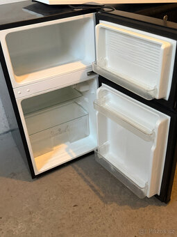 Lednice s mrazákem Klarstein Big Daddy 87L - 3