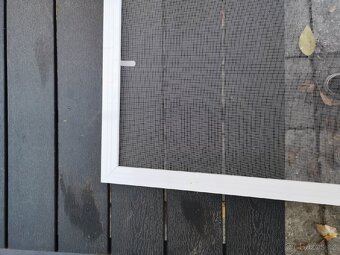 Sítě do oken - 3