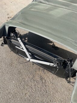 BMW E64 - střecha (cabrio) na ND - 3