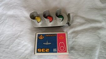 Semafor - model - 3