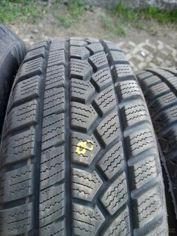 PRODAM=ZIMNI PNEU 155/70R13 4X8mm. - 3