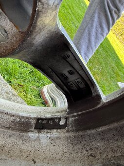 Volvo XC60 8J18H2 235/60 R18 5x108 - 3