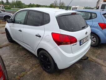 Kia Venga najeto 39000km - 3