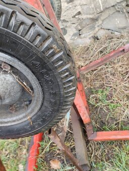 Vozík za zahradní traktor - 3
