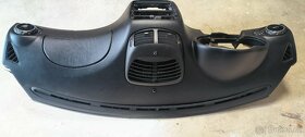 Přístrojová deska Alfa Romeo GT - 3