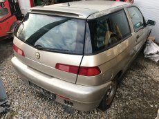 Alfa Romeo 145 1,4i 76kW 1997 - DÍLY z VOZU - 3