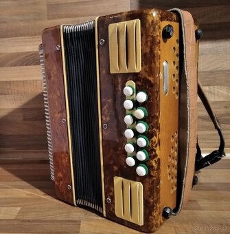Heligonka (harmonika,akordeon) G-C-F ladění - 3