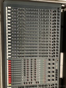Soundcraft spirit monitor - 3
