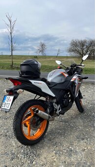 Honda CBR 125R - 3