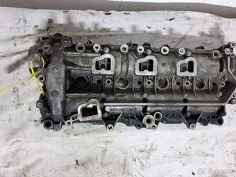 Sestava víka ventilů Peugeot/Citroen 9812647280 - 3