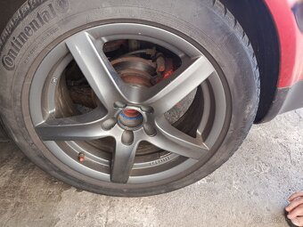 ALU kola alutec 5x112 57,1 kroužky et 28 225/50 r17 - 3