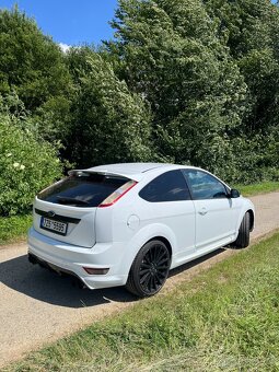 Ford Focus 2.0 - 3