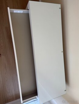 Noční stolek ze skleněnou deskou - 3