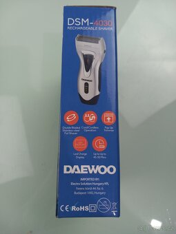 Dobíjecí holicí strojek Daewoo DSM-4030 - 3