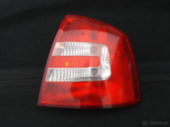 ŠKODA OCTAVIA 2 SVĚTLO-VÍKO-NÁRAZNÍKY A NÁHRADNÍ DÍLY - 3