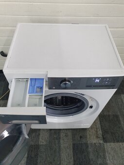 Pračka LG F28V9GW2W A+++ - 3