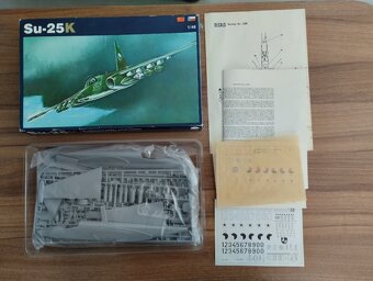 Modely letadel 1:48, OEZ,HPM,plastové stavebnice. - 3