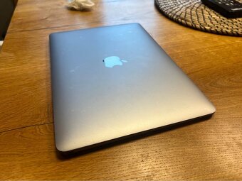 Apple Macbook 12" A1534 – Intel i7, 256 GB SSD, 8 GB RAM - 3