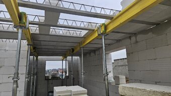 Stropní stojky/podpěry a nosné trámce - 3