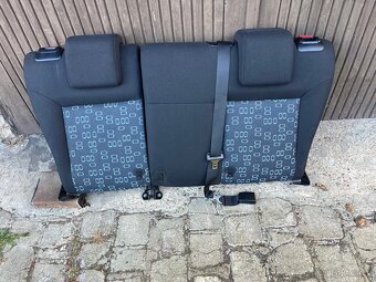Sedačky Ford fiesta Mk V 2004 - 3