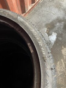 Zimni pneu 225/40R18 runflat - 3