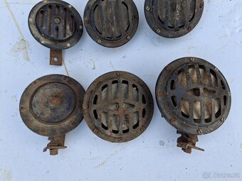 Klakson - Škoda 120 - 3